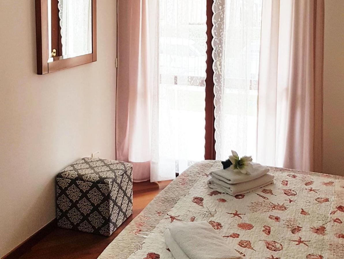 In Vacanza Da Miki 03 Desenzano del Garda Dış mekan fotoğraf
